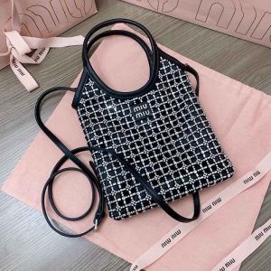 Miu Miu Crochet Mini Tote Bag — صورة 1
