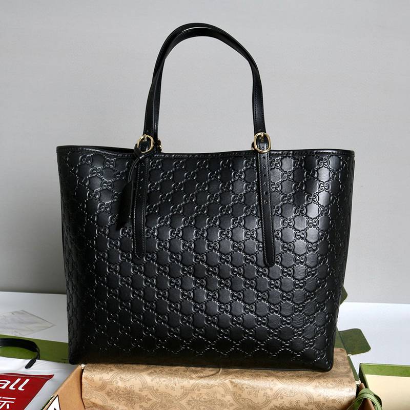 Gg Emblem Leather Tote Bag — صورة 1