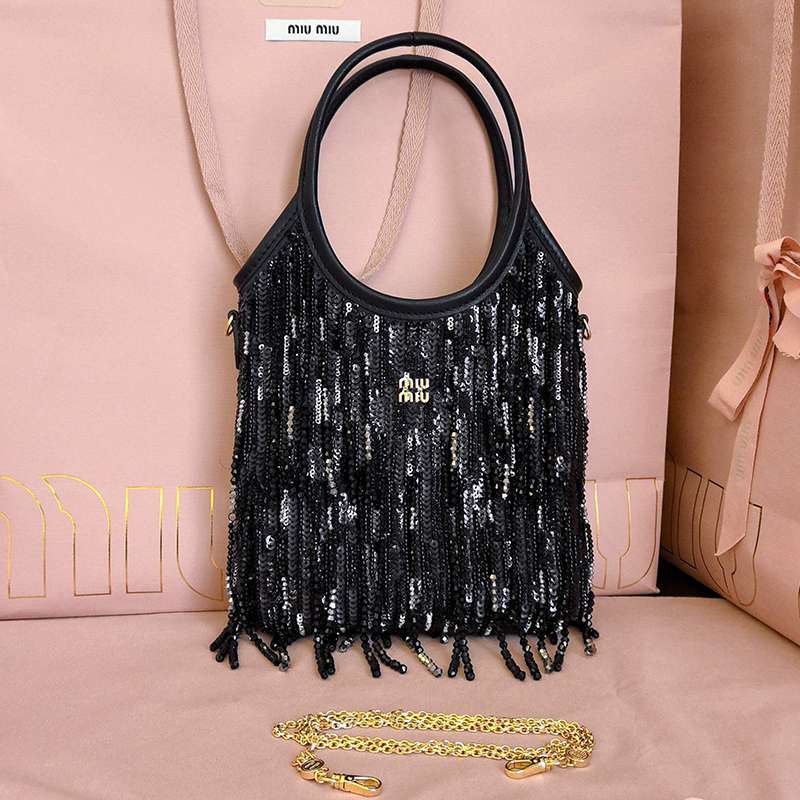 Miu Miu Fringed Crochet Tote Bag — صورة 1