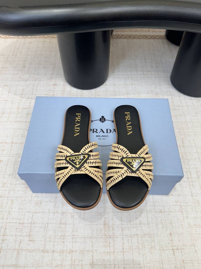Prada Embellished Woven Slides — صورة 1