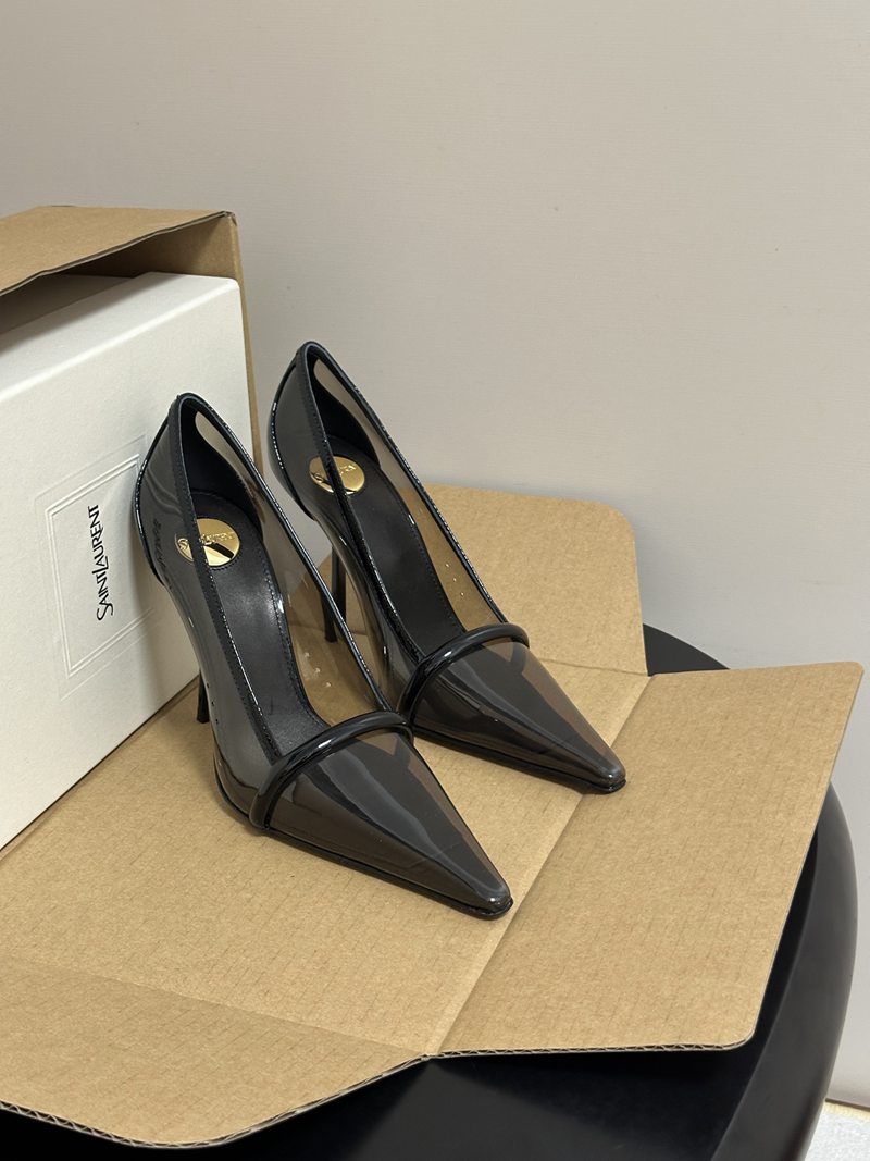 Saint Laurent Patent Leather Slingback Pumps — صورة 1