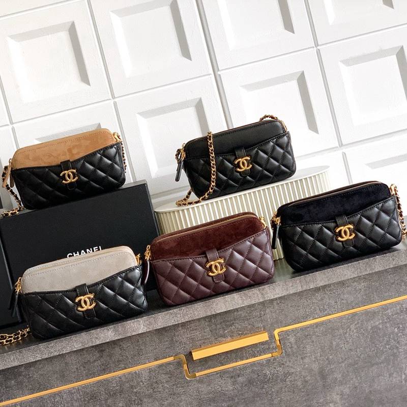 Chanel Camera Flap Bag / Camera Case — صورة 1