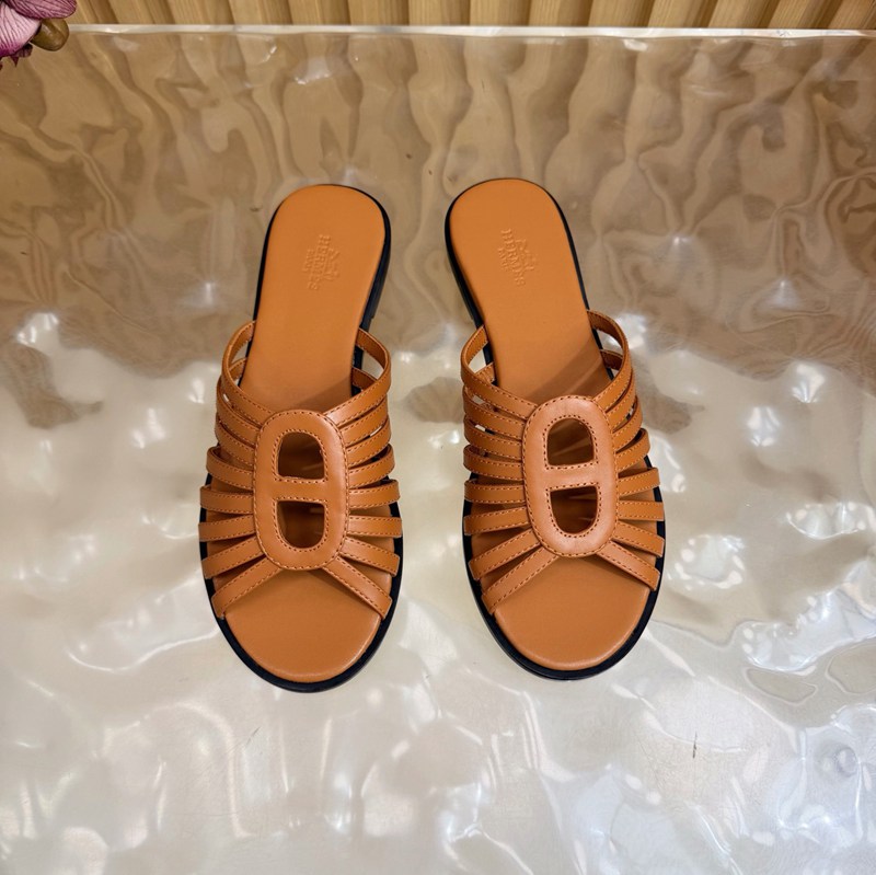 Hermès H Cut-Out Leather Slides — صورة 1