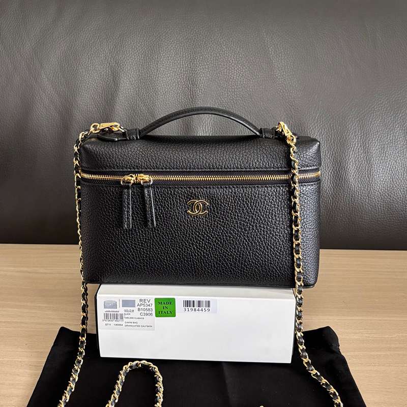 Chanel Large Vanity Case with Chain — صورة 1